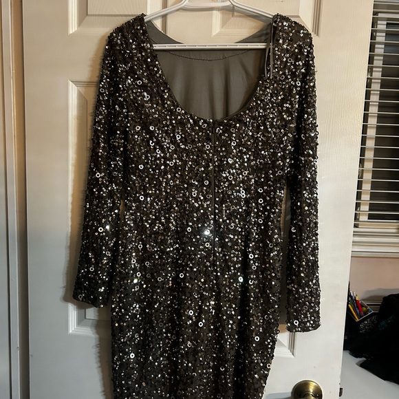Adrianna Papell Black Sequin Long Sleeve Dress - Picture 3 of 5